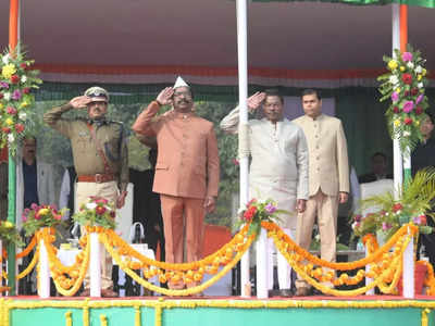 Republic Day 2023: राज्यपाल रमेश बैस ने रांची में किया झंडोत्तोलन, CM Hemant Soren ने दुमका में गिनाई उपलब्धियां
