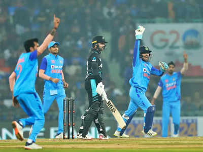 Ind vs Nz 2nd T20I Highlights: टीम इंडिया ने जैसे-तैसे हासिल की जीत, 100 रन बनाने के लिए बल्लेबाजों को बेलने पड़े पापड़