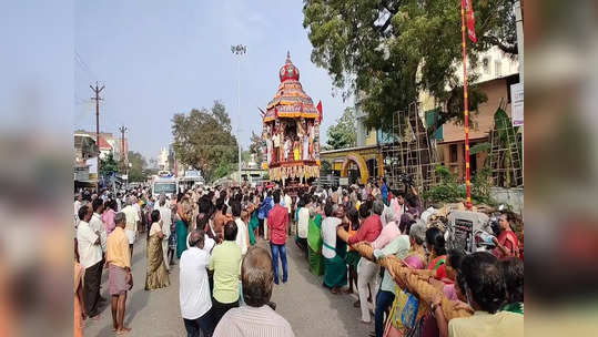 திருப்பரங்குன்றம் தெப்ப திருவிழா 2023: 3 ஆண்டுகளுக்குப் பிறகு நடைபெறும் தேரோட்டம்.. திரளான பக்தர்கள் பங்கேற்பு!