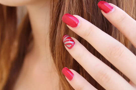 How to grow nails faster: ఈ సింపుల్ టిప్స్తో.. మీ గోళ్లు అందంగా, ఆరోగ్యంగా పెరుగుతాయ్..! - know natural tips to grow nails faster and stronger - Samayam Telugu How to grow nails faster: ఈ సింపుల్ టిప్స్తో.. మీ గోళ్లు అందంగా, ఆరోగ్యంగా పెరుగుతాయ్..! - know natural tips to grow nails faster and stronger - Samayam Telugu
