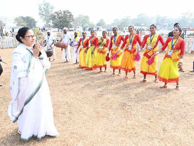 Mamata Banerjee On Khoai Hat: শীতের দুপুরে বোলপুর পৌঁছেই হাটে মুখ্যমন্ত্রী, ব্যবসায়ীদের অভিযোগ শুনে জেলাশাসককে বিশেষ নির্দেশ