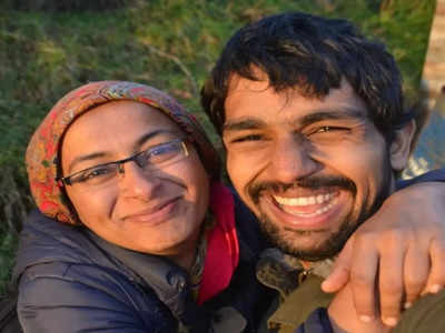 IIT Topper Couple: মোটা মাইনের চাকরি ছেড়ে ফিরেছেন দেশে, চাষবাস করেই সুখের জীবন IIT দম্পত্তির