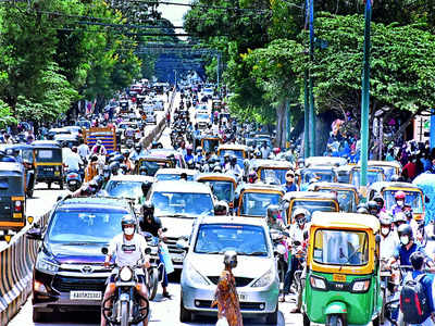 Bengaluru Traffic: ಭೇಷ್‌, ಬೆಂಗಳೂರಲ್ಲಿ ಟ್ರಾಫಿಕ್‌ ಶಿಸ್ತು: ದಂಡ ಪ್ರಮಾಣದಲ್ಲಿ ಇಳಿಕೆ!