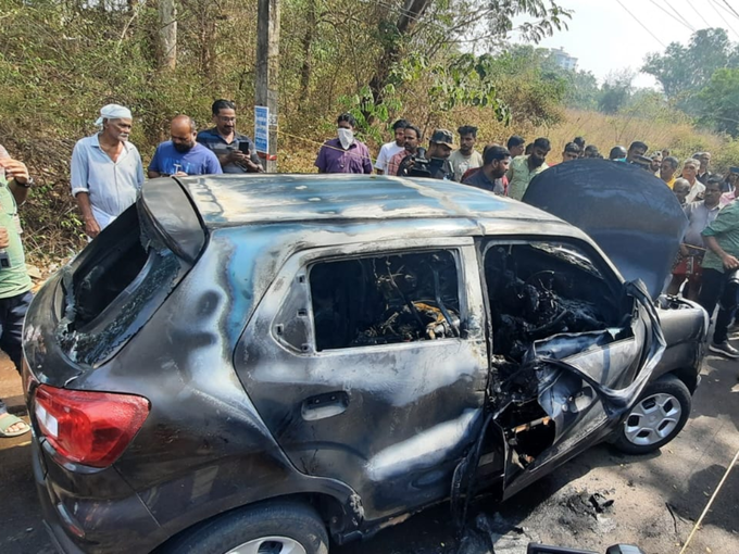 നിങ്ങളുടെ വാഹനത്തിന് തീപിടിച്ചുവെന്ന് എങ്ങനെ മനസ്സിലാക്കാം?