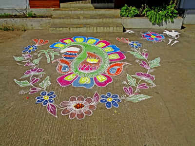 Rangoli Benefits in Telugu రోజూ ఇంటి ముందు ముగ్గులు వేసేందుకు గల కారణాలేంటి.. వీటి వల్ల కలిగే ప్రయోజనాలేంటో తెలుసా..