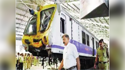 मुंबई पश्चिम रेल्वेच्या दोन अभियंत्यांवर कारवाई; नायगाव लोकल आणि क्रेन धडक प्रकरण