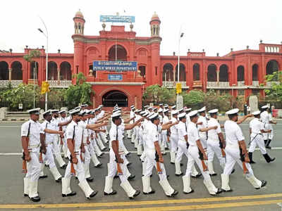 Indian Navy Recruitment 2023: মাধ্যমিকে পাশেই ভারতীয় নৌসেনায় চাকরির সুযোগ, জানুন আবেদন তথ্য