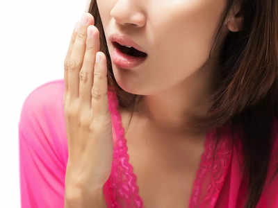 Bad Breath: വായ് നാറ്റം അലട്ടുന്നുണ്ടോ? ഇതാ ചില പരിഹാര മാ‍​ർ​ഗങ്ങൾ