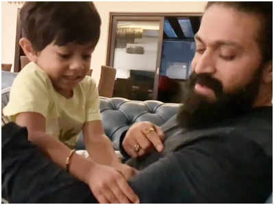 Yashs Son: रॉकी भाई को उनके 3 साल के छुटकु बेटे ने दिखाए बाइसेप्‍स, हद क्‍यूट है यश का ये वीडियो