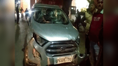 BHU में नशे में धुत प्रफेसर ने 7 लोगों को कार से मारी टक्कर, गुस्साए लोगों ने कर दी जमकर पीटा