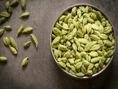 benefits of cardamom tea: দুধ চায়ের জায়গা নিক এলাচ চা, জানেন এর উপকার? শুনলে চোখ কপালে উঠবে!