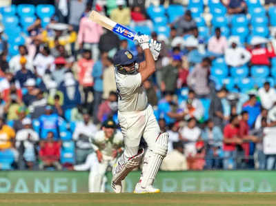 IND vs AUS 1st Test Day 1 Highlights: गेंदबाजों के बाद रोहित शर्मा ने बल्ले से किया काउंटर अटैक, पहले ही दिन बैकफुट पर ऑस्ट्रेलिया