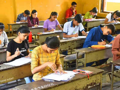 SSC Scam: 800 শিক্ষকের চাকরি যাচ্ছে? দুর্নীতি স্বীকার করে কী জানাল কমিশন