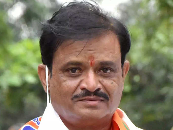 BJP Leader Muniratna