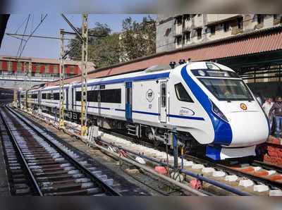 Vande Bharat Express: मुंबईची चांदी, राज्याला मिळाल्या ४ वंदे भारत एक्सप्रेस; वाचा कुठल्या मार्गांवर धावणार...