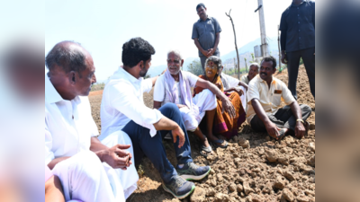 Yuvagalam: బాధపడకు తాత.. మీకు నేనున్నా.. రైతుకు నారా లోకేష్ భరోసా