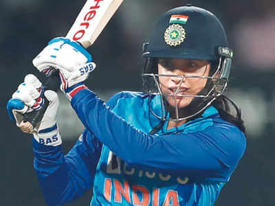 Women T20 World Cup: पाकिस्तानविरुद्धच्या सामन्यापूर्वी भारताला मोठा धक्का, स्मृती मानधना जखमी 