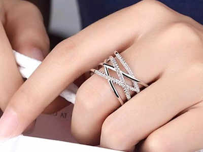 Silver Rings For Women: खूबसूरत और एलिगेंट हैं ये 5 वूमेंस रिंग्स, ₹500 से भी कम कीमत में उपलब्ध
