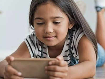 Kids Social Media Age: बच्चों के सोशल मीडिया इस्तेमाल की क्या है सही उम्र? विशेषज्ञों ने बताया क्या होते हैं जोखिम