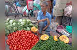 Kolkata Market Price: চিন্তা বাড়িয়ে আরও দামি সবজি, নজরে শনিবারের বাজার দর