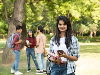 विद्यार्थ्यांना शिष्यवृत्ती नाकारता येणार नाही, मुंबई उच्च न्यायालयाचा निर्णय