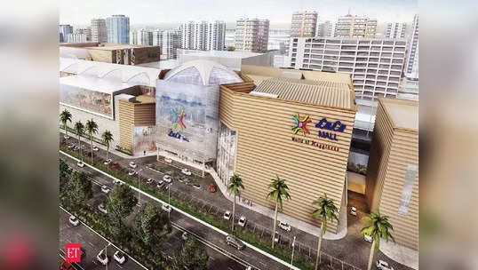 Lulu Mall: लखनऊ से भी बड़ा बनेगा, आखिर लुलु मॉल में ऐसा मिलता क्या है कि खुशी से उछल रहे नोएडावाले 