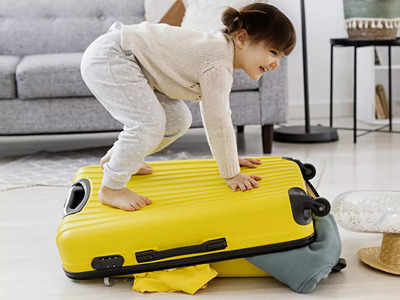 Travel Tips: बच्चे के साथ कर रहे हैं कहीं बाहर घूमने का प्‍लान तो, इन जरूरी चीजों को साथ ले जाना न भूलें आप