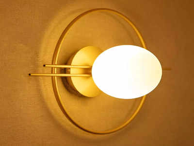 मॉडर्न डिजाइन वाली ये Wall Lamps हैं काफी अट्रैक्‍टिव, लिविंग रूम को बना देंगे और भी खूबसूरत