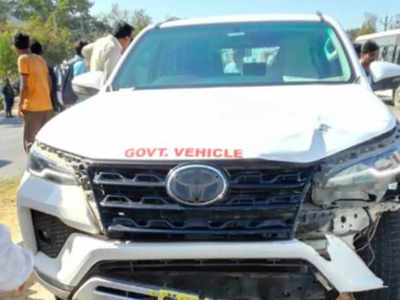 Medchal Accident: వంటేరు ప్రతాప్ రెడ్డి కారు ఢీకొని వ్యక్తి మృతి