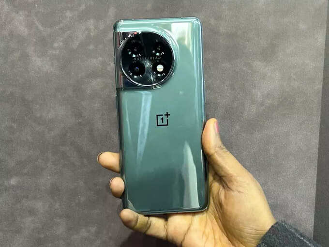 5000mAh ची बॅटरी