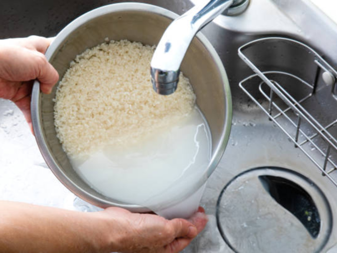 चावल का पानी है नेचुरल Dishwashing Liquid