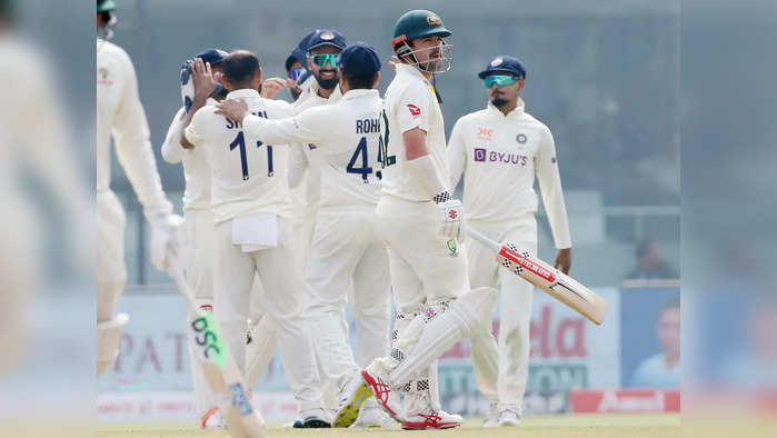 IND vs AUS 2nd Test Live Score : প্রথম দিনের শেষে ভারত বিনা উইকেটে ২১, পিছিয়ে ২৪২ রানে