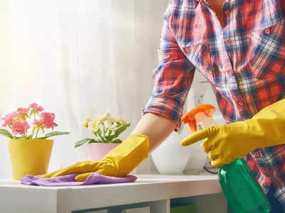तुम्हीही कधी घराची साफसफाई करा... कदाचित या मुलीप्रमाणे तुमच्याही हाती खजिना लागेल...