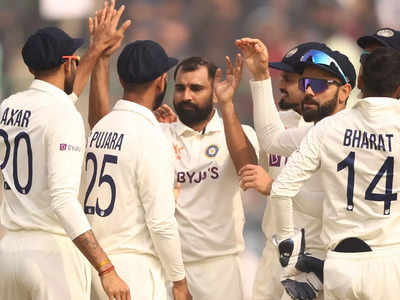 IND vs AUS, Highlights: टीम इंडिया के नाम रहा दिल्ली टेस्ट का पहला दिन, शमी के साथ जडेजा और अश्विन ने ऑस्ट्रेलिया की लगाई लंका