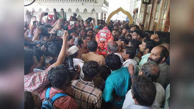 മത സാഹോദര്യ പെരുമ; പെരുമ്പട്ട ജുമാ മസ്ജിദിൽ വിഷ്ണുമൂർത്തി എത്തിയപ്പോൾ