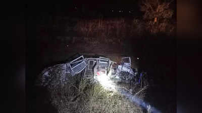 Hardoi Accident: मातम में बदली शादी की खुशियां... टक्कर के बाद बोलेरो नहर में गिरी, दूल्हा समेत 5 लोगों की मौत