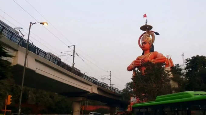 Hanuman statue delhi metro 2