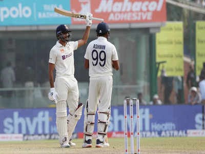 Delhi Test Day 2: ટીમ ઈન્ડિયા 262 પર ઓલઆઉટ, ઓસ્ટ્રેલિયાએ મેળવી 62 રનની લીડ