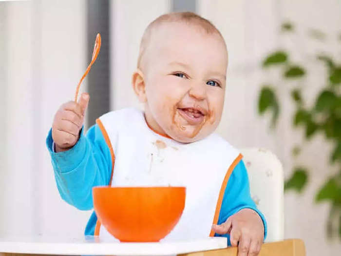 6 month baby food : செரிமானத்தை அதிகரித்து மலச்சிக்கலை தடுக்கும்  ஓட்ஸ் வாழைப்பழம் கஞ்சி , தயாரிப்பும், நன்மைகளும்!