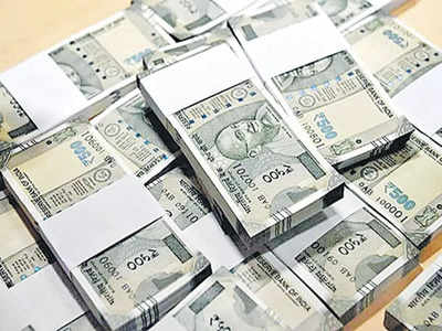 Fake Currency: పాతబస్తీలో నకిలీ కరెన్సీ ప్రింటింగ్ కలకలం.. రూ.30 లక్షలు స్వాధీనం