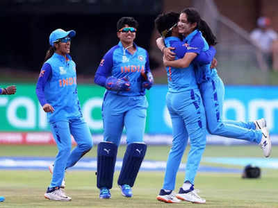 WT 20 વર્લ્ડ કપ: આયરલેન્ડને 5 રને હરાવી ભારતીય મહિલા ટીમ સેમિફાઈનલમાં પહોંચી