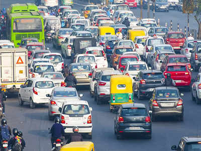 बेंगलुरु है दुनिया का सबसे धीमा शहर, ट्रैफिक इतना कि लोग गाड़ी में बैठे-बैठे कर लें खाना-पीना और सोना