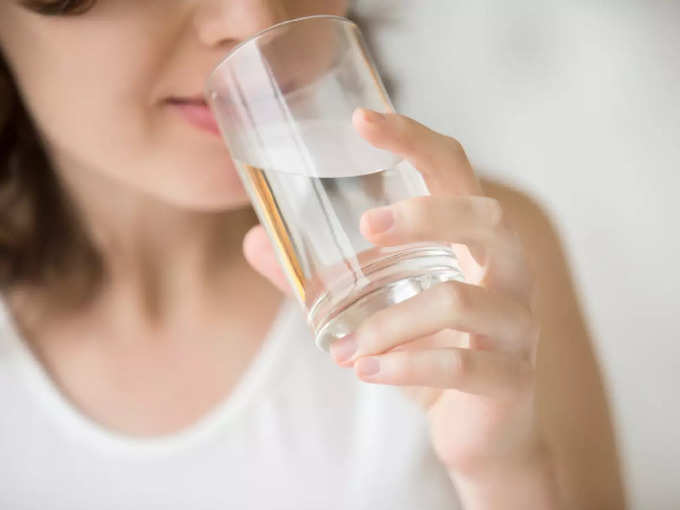 3-4 लीटर पानी पीने की आदत - Benefits of drinking water