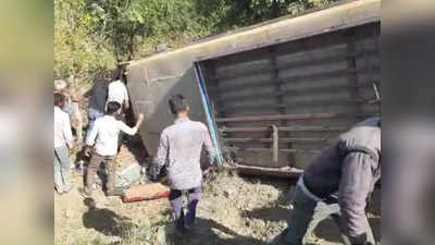 Sagar Bus Accident: सागर में तेज रफ्तार बस पलटी, डेढ़ दर्जन स्‍कूली बच्‍चे घायल