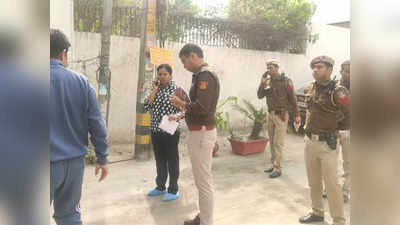 दिल्ली में ब्रिगेडियर के पिता की हत्या, घर में बिखरा मिला सामान, पुलिस को लूटपाट के बाद मर्डर का शक