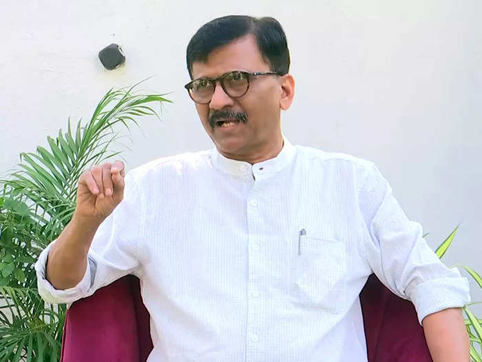 Sanjay Raut alleges &#39;threat&#39; from Maha CM&#39;s son; Shinde group MLA calls it cheap stunt