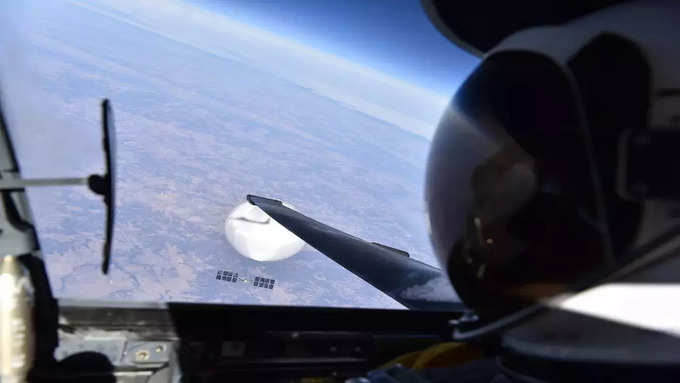 Pentagon releases pilots close up photo of Chinese balloon