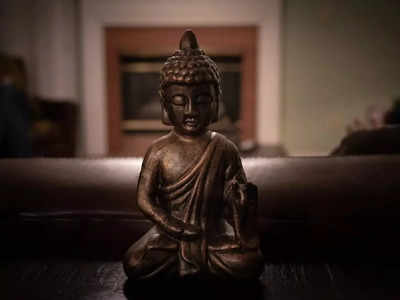Gautam Buddha: সুখের সন্ধান পেতে জীবনে এই ভুল এড়িয়ে চলার পরামর্শ দিয়েছেন গৌতম বুদ্ধ