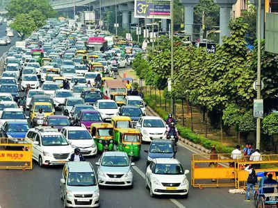 Delhi Traffic Advisory: दिल्‍ली में आज इन रास्‍तों से न गुजरें, आपका संडे हो जाएगा बर्बाद