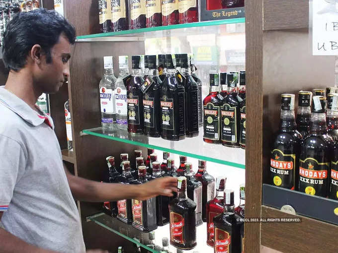दिल्‍ली में अब कौन सी शराब नीति लागू?